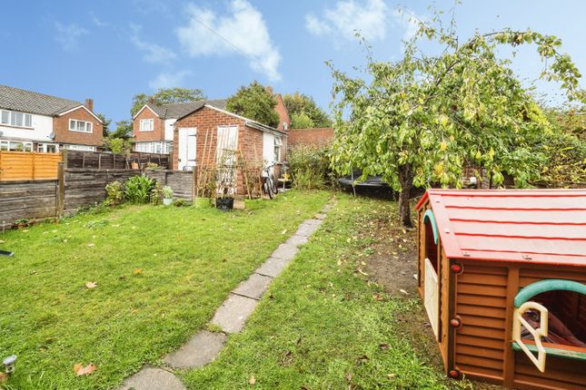Shrublands Close, Essex photo 4