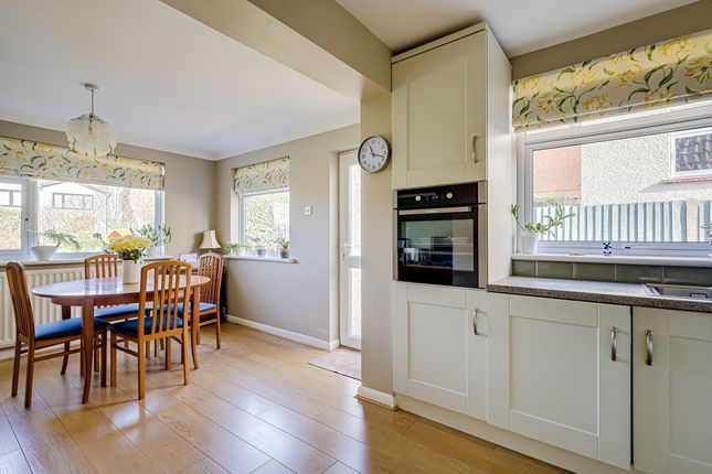 19, Queens Road, Benfleet photo 3