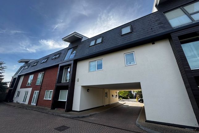 49, Addenbrookes Road, Newport Pagnell photo 3