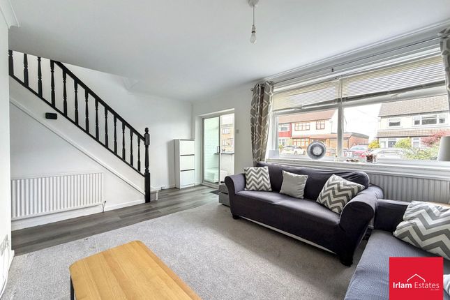 48 Rose Avenue, Manchester photo 2