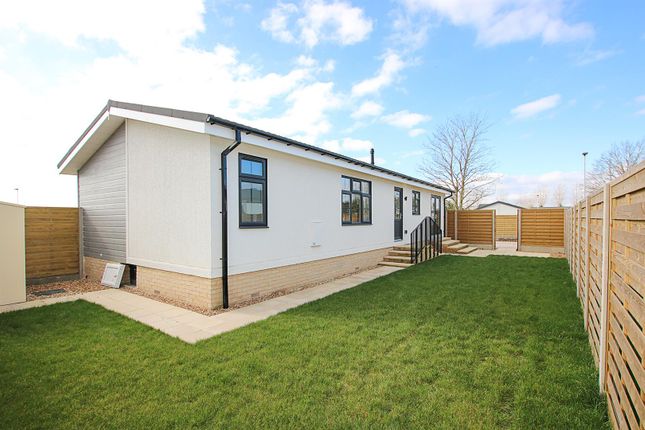 Mobile/park home for sale in Weirs Drove, Burwell, Cambridge