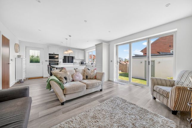 Robin Hill, 197A, Hall Lane, Leeds photo 4