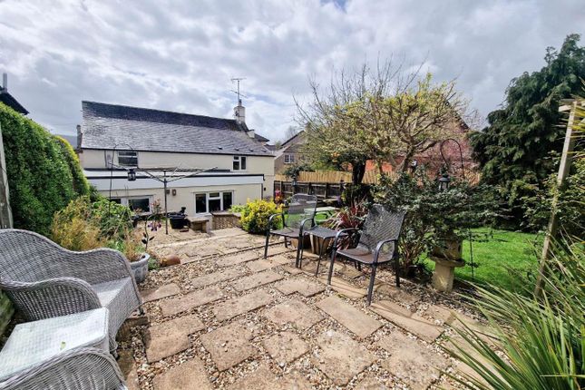 Detached house for sale in Bath Road, Stonehouse, Gloucestershire