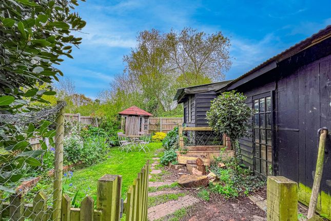 Detached bungalow for sale in Glendale Road, Burnham-On-Crouch