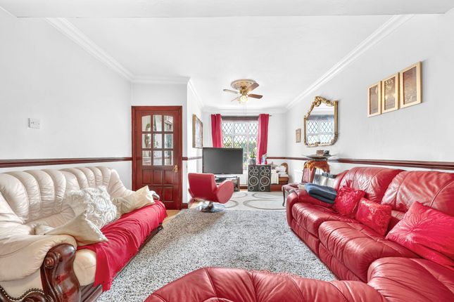 5 Lambton Road, London photo 2