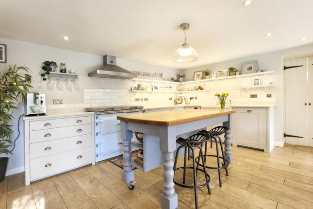 3, High Street, Witney photo 4
