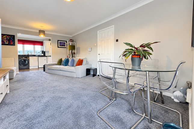 36 Maes Brynna, Aberdare photo 4
