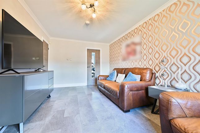 1, Paton Court, Wishaw photo 4