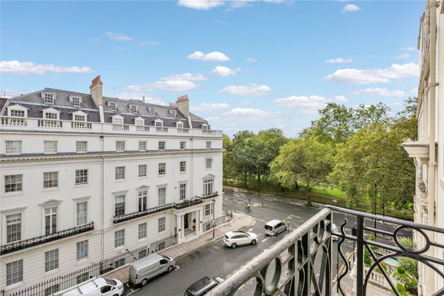 Flat to rent in Hyde Park Street, Connaught Village