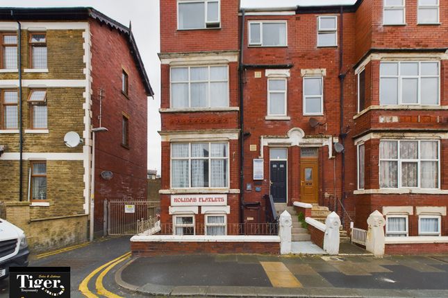 Thumbnail Studio to rent in Lonsdale Road, Blackpool