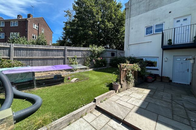 Flat 4, Old Wesleyan Chapel, Chapel Path, Bexhill-On-Sea photo 2