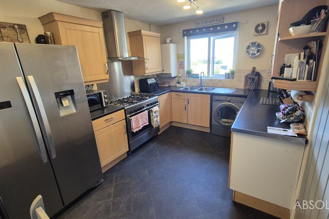 43 Maple Road, Brixham photo 3