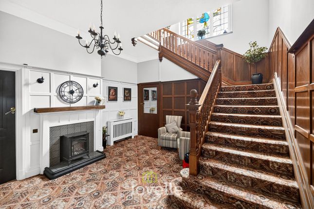 Flat 7, 51 Bargate, Grimsby photo 2