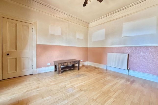 8, Paris Street, Grangemouth photo 4