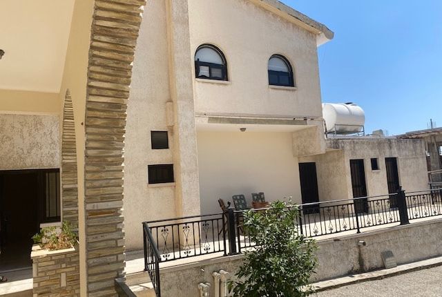 Villa for sale in Maroni, Larnaca, Cyprus