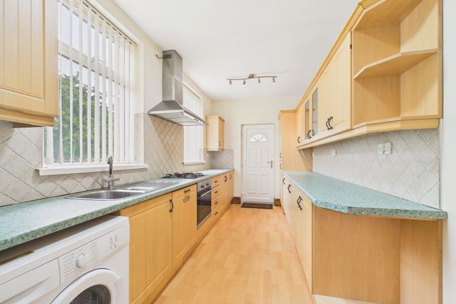 3 Queens Road, Consett photo 3