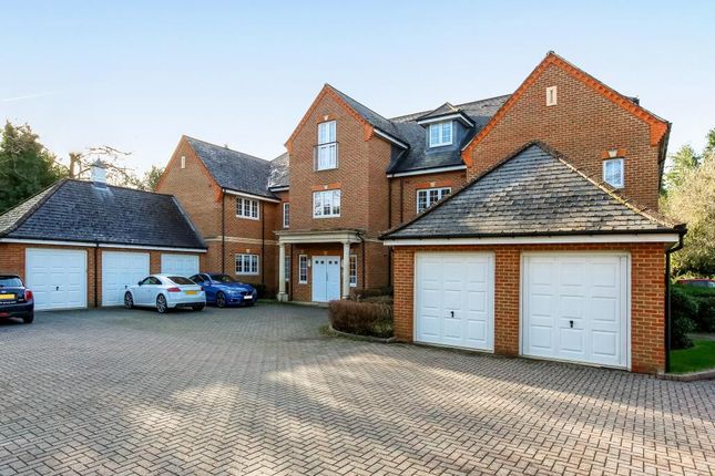 Flat for sale in Sunningdale, Berkshire