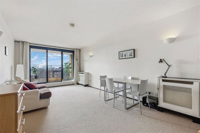Flat 648, Point West, 116, Cromwell Road, London photo 2