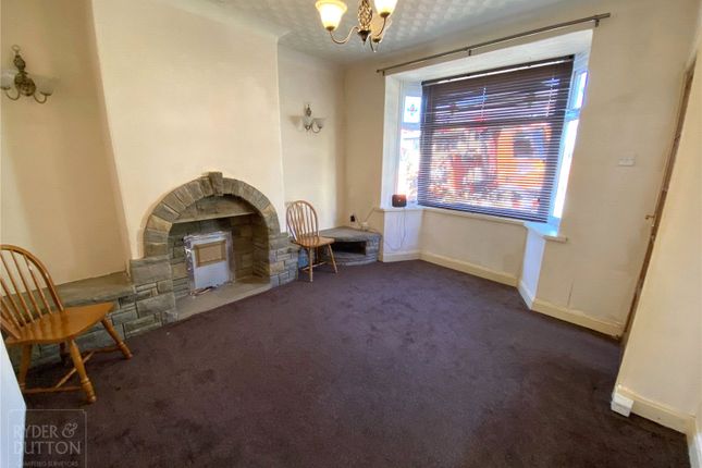 24, Birks Road, Huddersfield photo 3