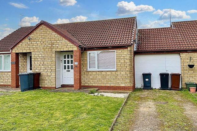 Bungalow for sale in Strubby Close, Lincoln