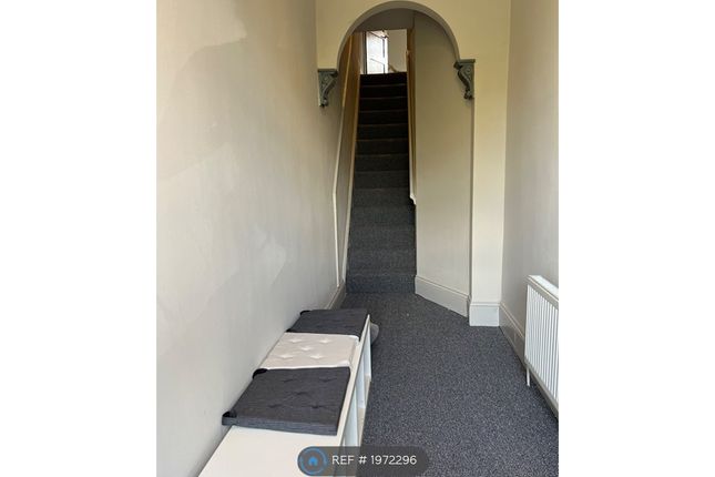 Thumbnail End terrace house to rent in Sharrow Vale Rd, Sheffield