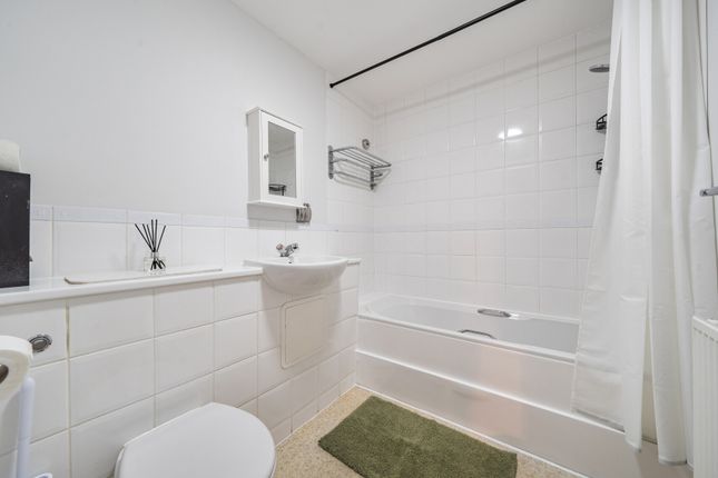 Apartment 32, Jackwood Court,, Jackwood Way, Kent photo 4