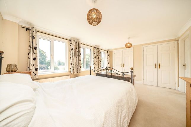 28, Beaufort Road, Twickenham photo 4
