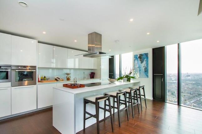 4105, 8 Walworth Road, London photo 3