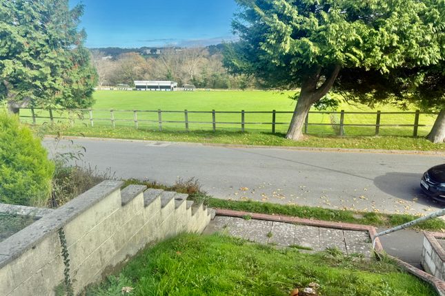 15, Min Y Ddol, Aberystwyth photo 4