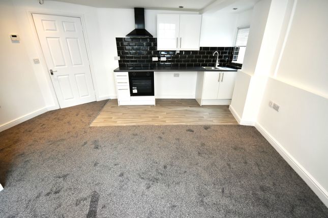 Thumbnail Flat to rent in College Street, Wrexham