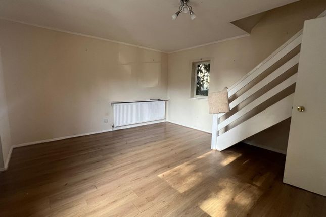 25, Belgrave Road, Slough photo 2