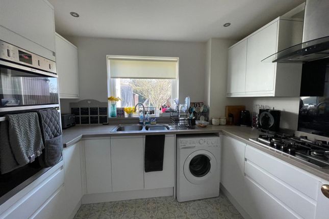 47, Gurney Avenue, Hereford photo 2