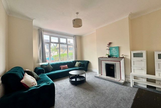 83, Cambridge Road, Harrow photo 2