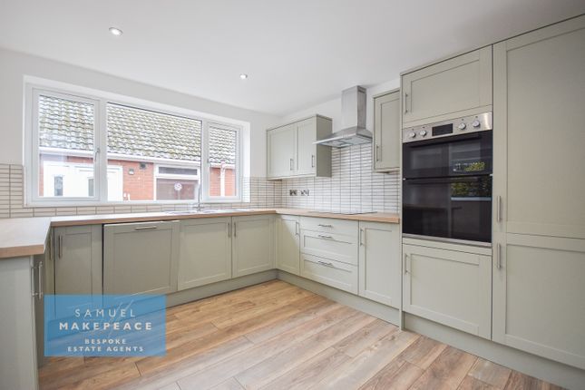 73 Dollys Lane, Stoke-on-Trent photo 4