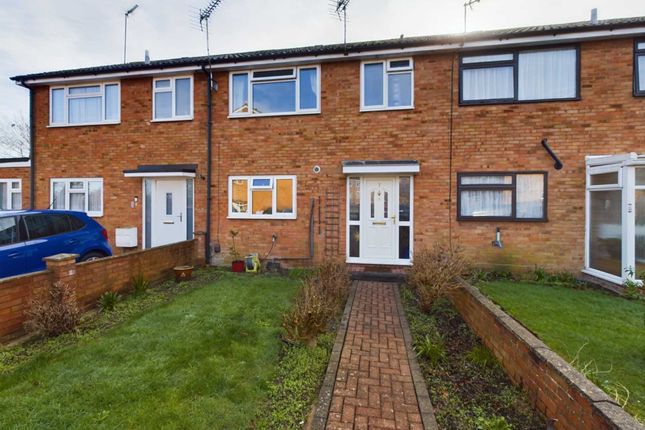 Thumbnail Terraced house for sale in Orwell Close, Hawkslade, Aylesbury
