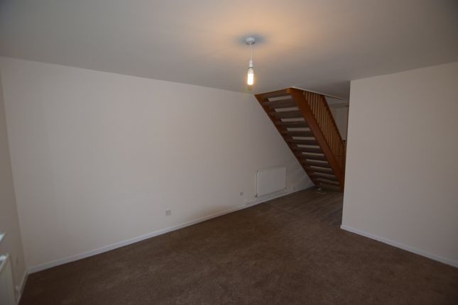 27, Wesley Close, Somerset photo 5