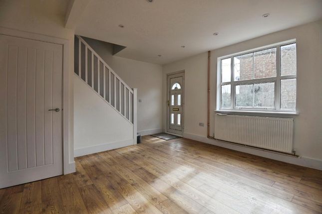 2, Hawthorn Road, Wisbech photo 3