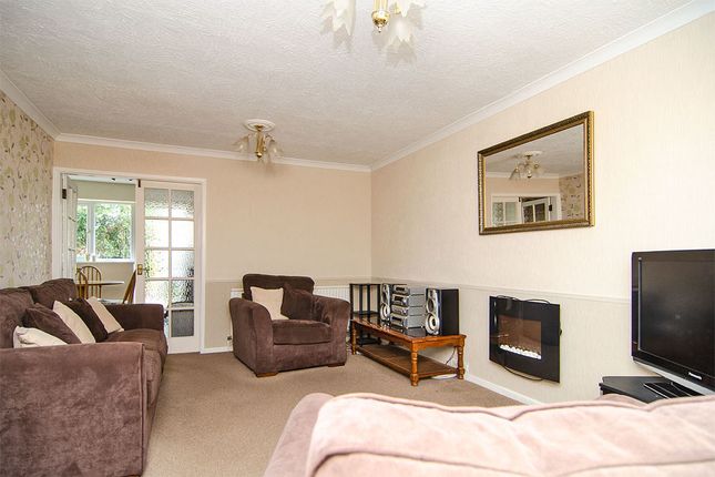 84, Giles Road, Lichfield photo 4