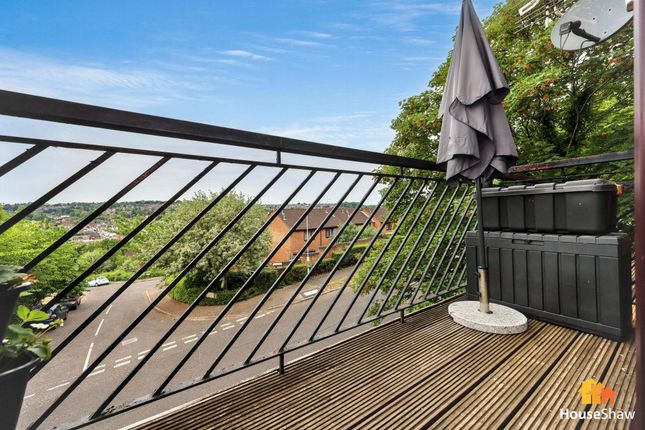 50 Garratts Way, High Wycombe photo 5