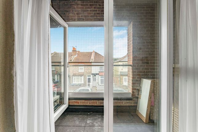 Flat 1, Red Deer Court, 4, Sanderstead Road, South Croydon photo 4
