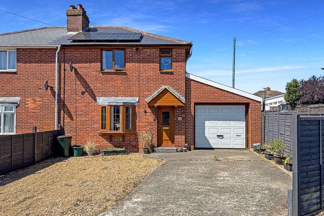 3-bed house on 213 Mill Hill Road, Cowes, £250,000