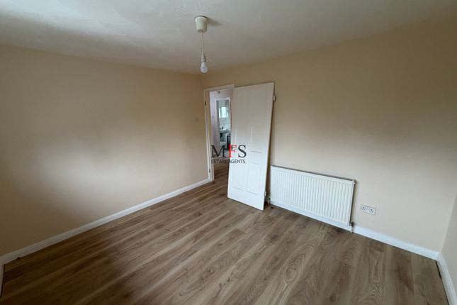 Church Road, Bedfont photo 5