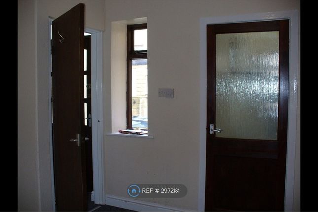 Springdale Street, Thornton Lodge, Huddersfield photo 4
