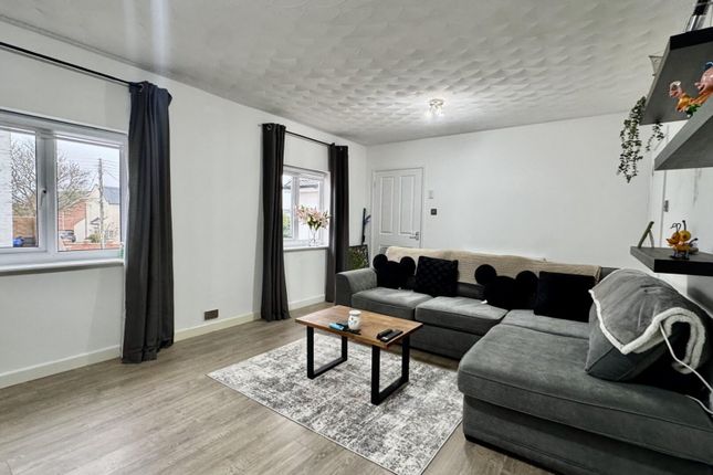 Flat 9, Greenways, 121, Stoddens Road, Burnham-On-Sea photo 2