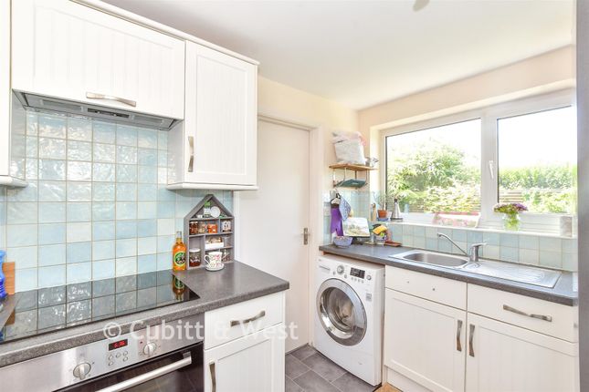 2, Daltons Place, Arundel photo 4