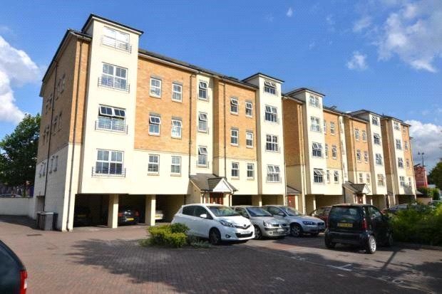 Flat for sale in Richmond Road, Kingston Upon Thames, Surrey