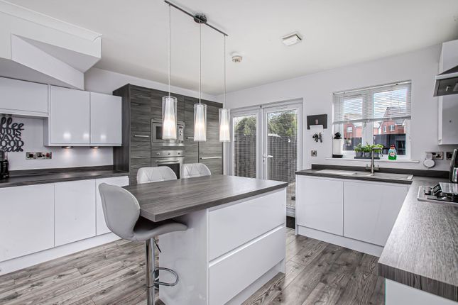 21, Middlebank Rise, Dunfermline photo 4