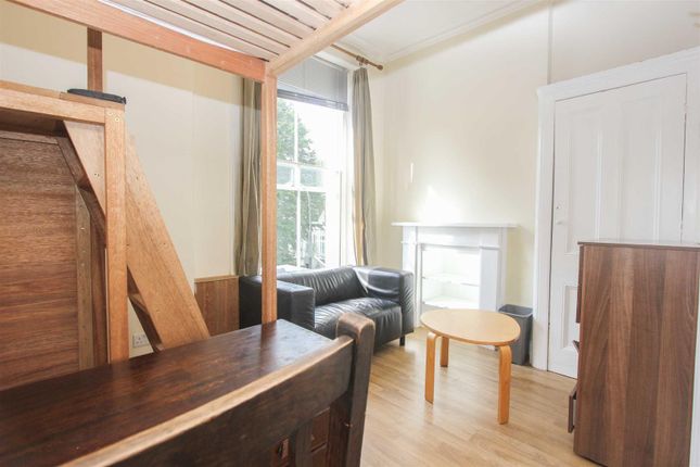 Thumbnail Room to rent in Buckland Crescent, Belsize Park