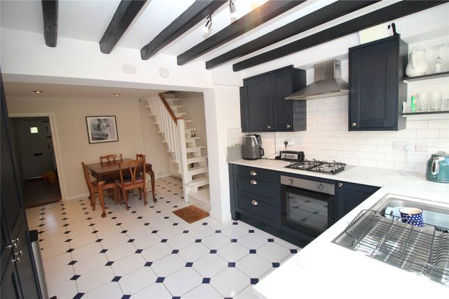2, Ralph Cottages, Dormansland photo 4