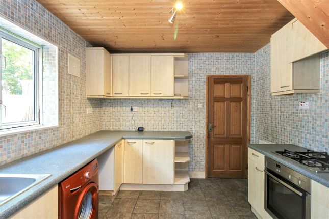 16, High Meadows, Lincoln photo 4